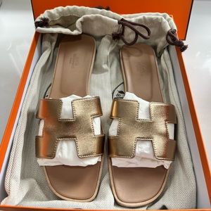 RARE Sold Out Hermes Rose Gold Dore Metallic Oran H Slide Sandals EU40